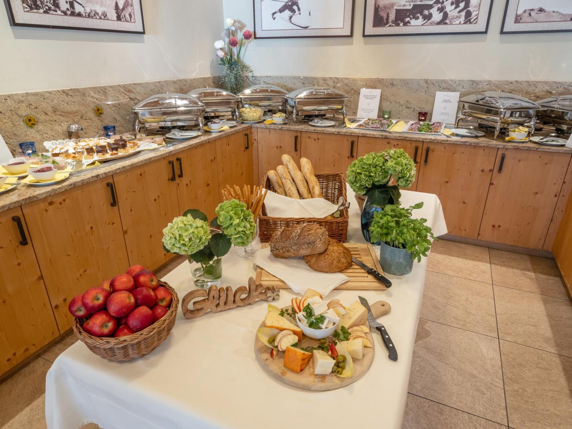 Alpen Glueck Hotel Kirchberger Hof Кірхберг Екстер'єр фото
